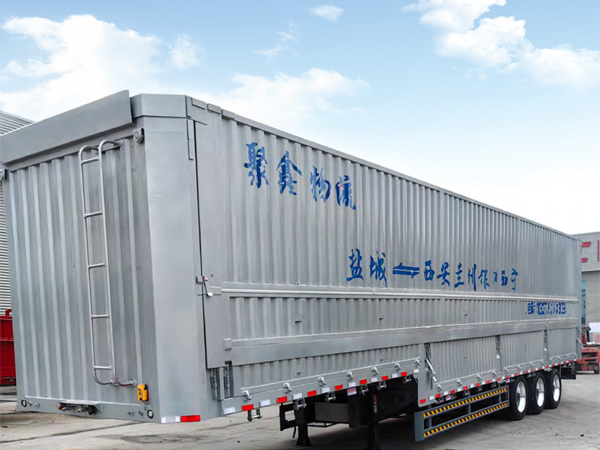 掀背开启式飞翼箱 ( 昌泰专利产品）